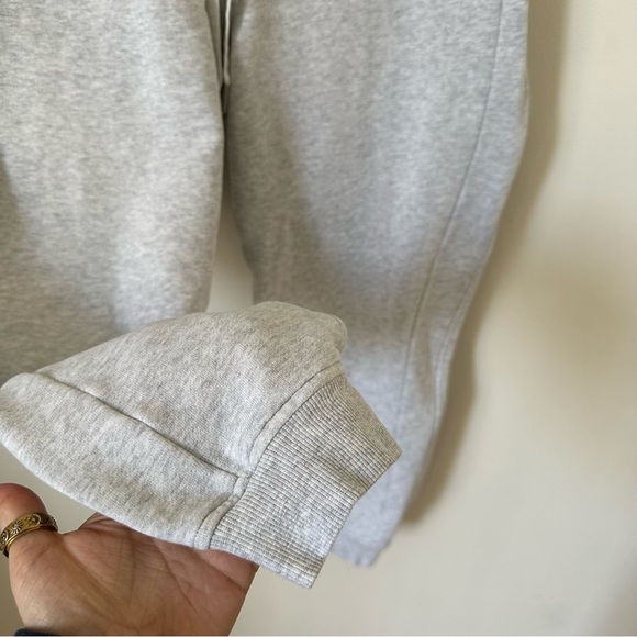 Lululemon Scuba High-Rise Jogger Heathered Core Ultra Light Grey Size 8 - Picture 7 of 10